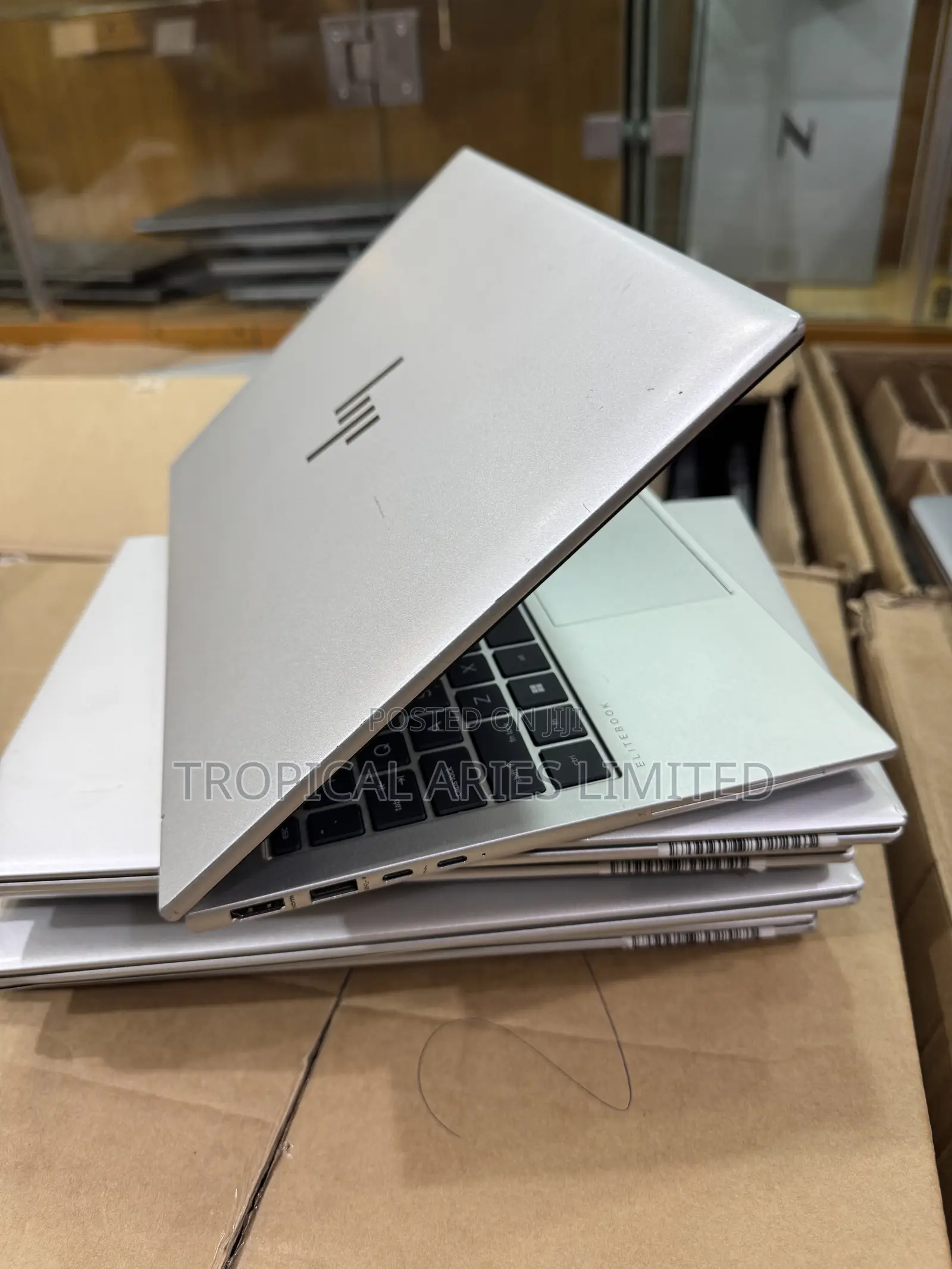 Laptop HP EliteBook 830 G9 16GB Intel Core i5 SSD 512GB