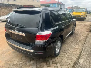 Toyota Highlander 2013 Black