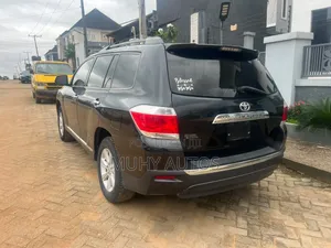 Toyota Highlander 2013 Black