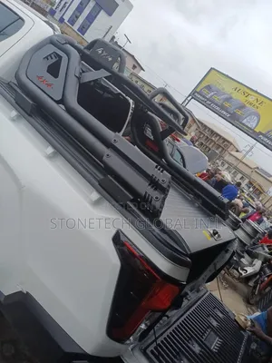 2027 Hilux Booth Cover Offload Edition