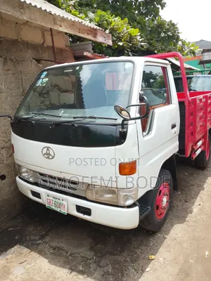 Toyota Dyna 200 Nigeria Used Six Tyres With 2rz Engine Petrol
