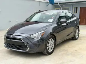 Toyota Yaris 2017 Ivory