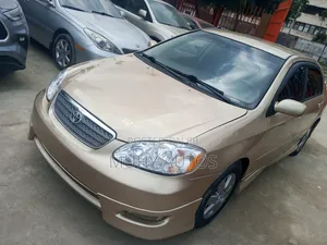 Toyota Corolla 2005 Gold