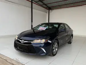 Toyota Camry 2016 Blue