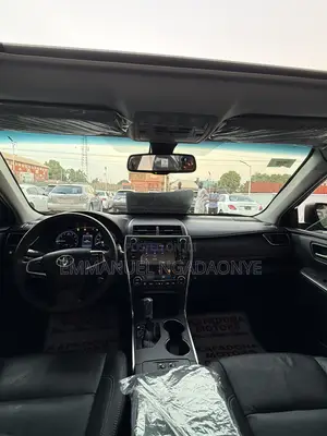 Toyota Camry 2016 Blue