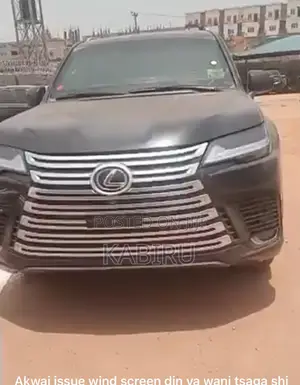 Lexus LX 570 (5 seats) AWD 2015 Black