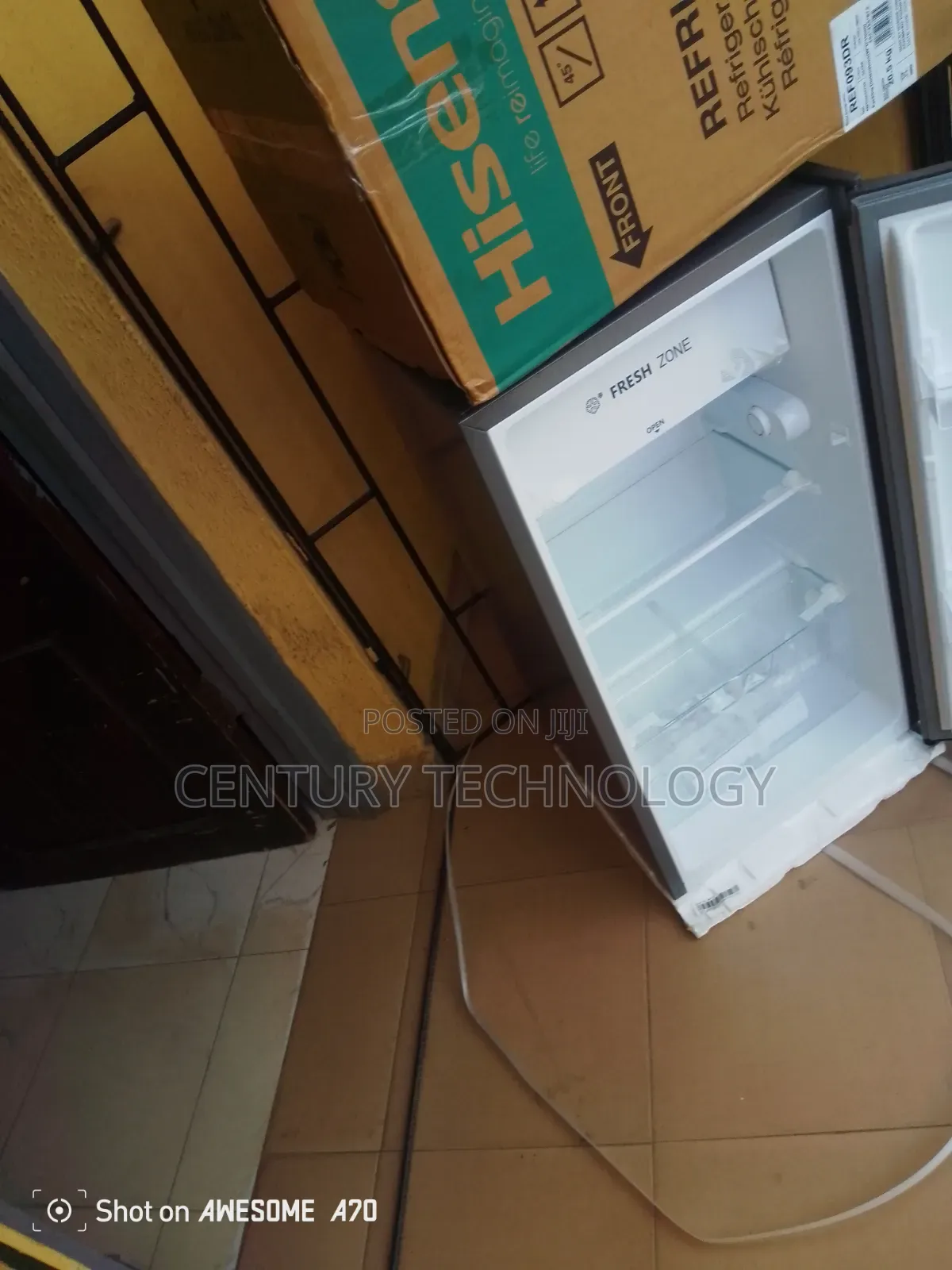 Hisense 90L Single Door Refrigerator – Compact Efficient