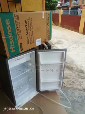 Hisense 90L Refrigerator – Single Door, Stylish & Reliable