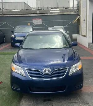 Toyota Camry LE 4dr Sedan (2.5L 4cyl 6AM) 2010 Blue