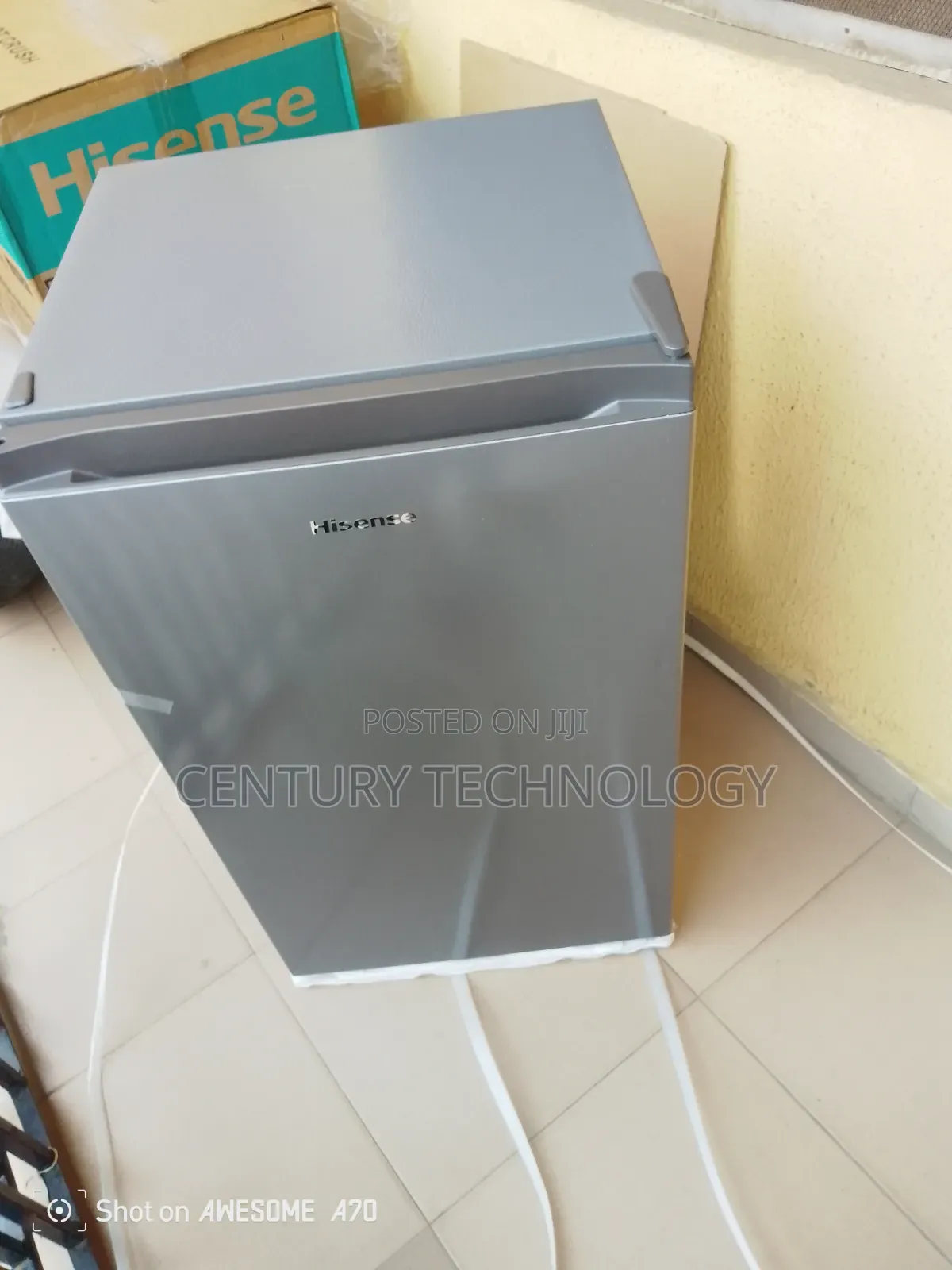 Hisense 90L Compact Single Door Refrigerator