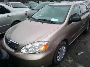 Toyota Corolla 2006 Gold