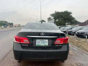 Lexus ES 350 2011 Black