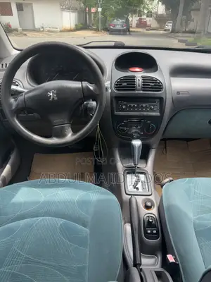 Peugeot 206 2005 Green