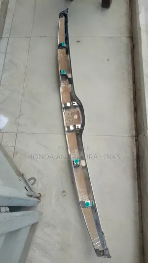Booth / Truck Chrome Honda Fit 2015- 2019