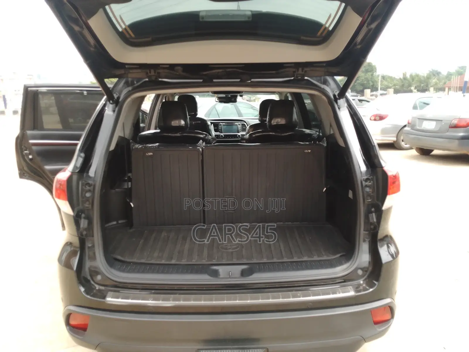 Toyota Highlander 2016 Black