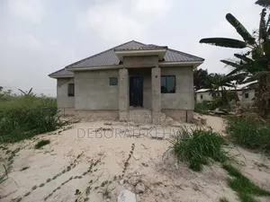 3bdrm Bungalow in Ighwermaro, Ugheli for sale