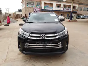 Toyota Highlander 2016 Black