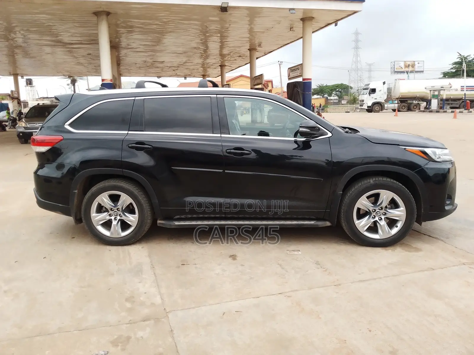 Toyota Highlander 2016 Black