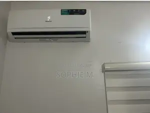 Hisense 1.5hp Inverter AC With Remote and Kit