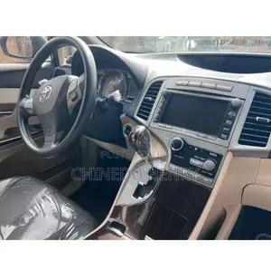 Toyota Venza 2010 Gray