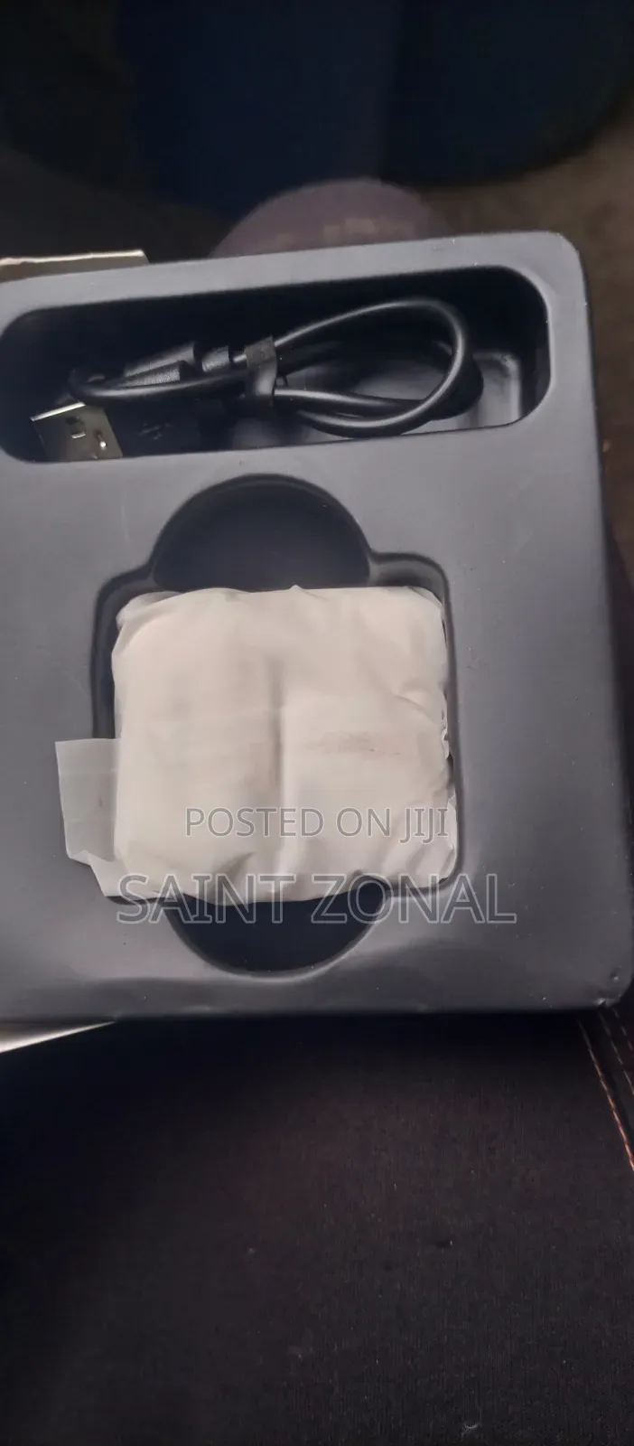 Lenovo Earbud