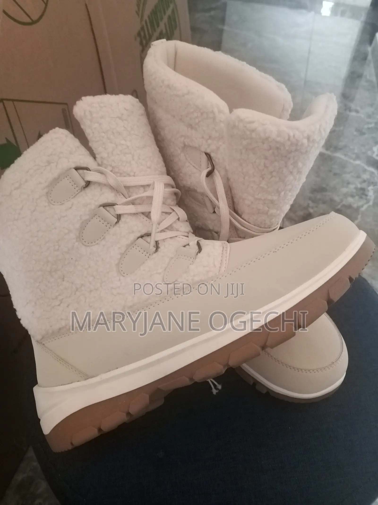 Universal Thread Boot