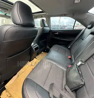 Toyota Camry SE 4dr Sedan (2.5L 4cyl 6A) 2016 Silver
