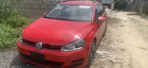 Volkswagen Golf TSI S 4-Door FWD 2016 Red