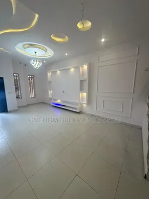 4bdrm Duplex in Osapa London Lekki for rent