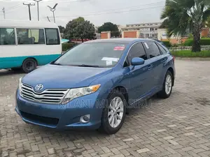 Toyota Venza AWD 2010 Blue
