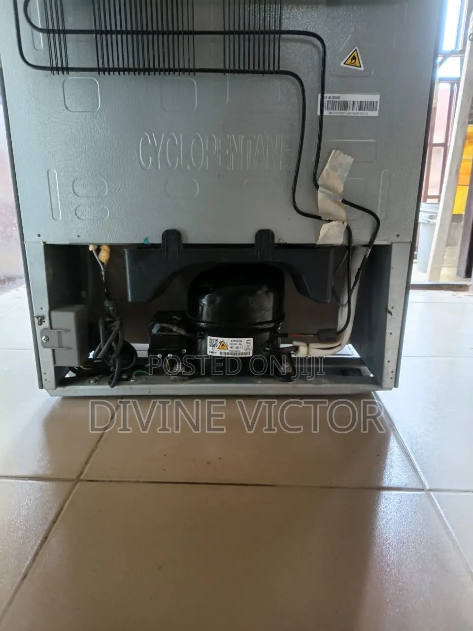 Hisense 205 Refrigerator