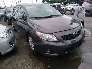 Toyota Corolla 2010 Black
