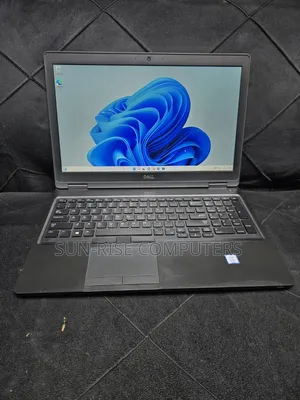 Laptop Dell Precision 3530 16GB Intel Core i7 SSD 512GB