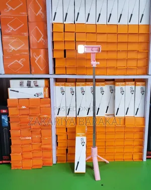 Selfie Stick With Rechargeable Light