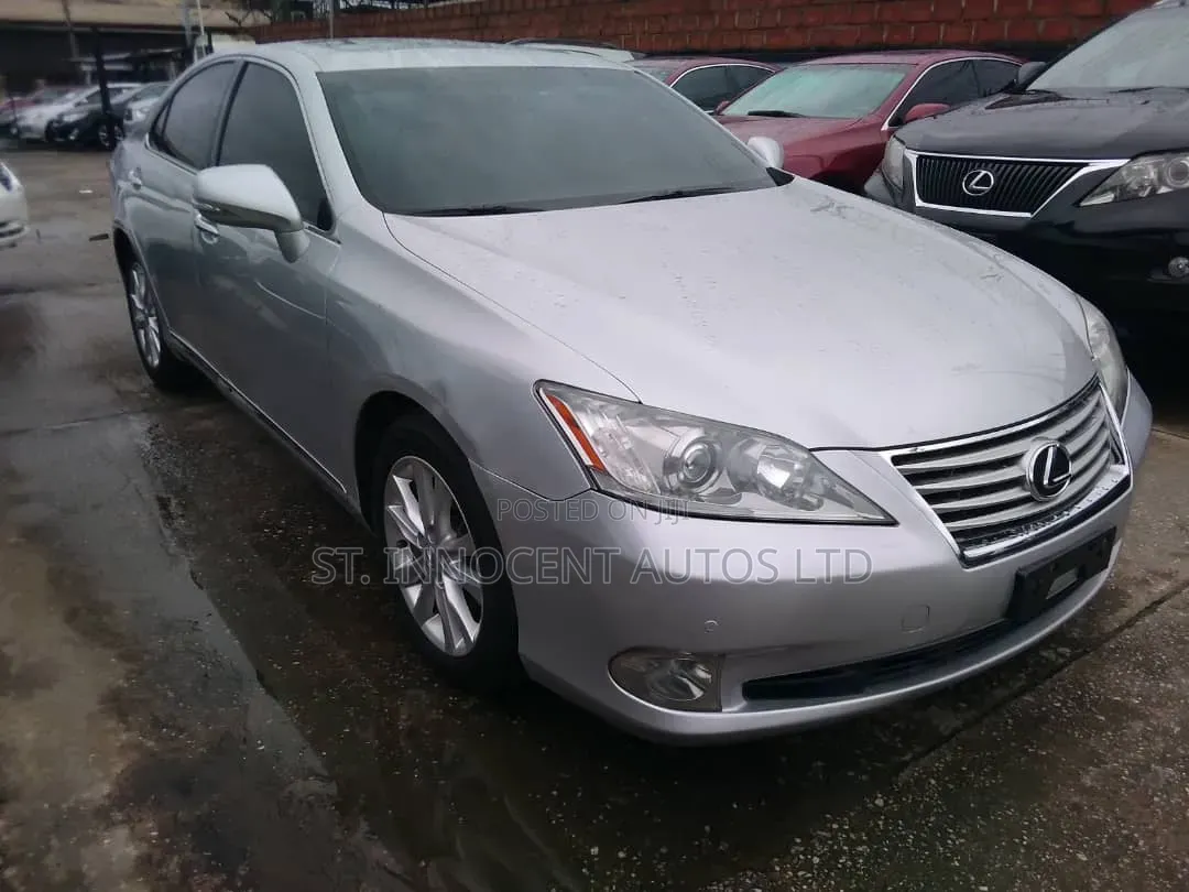 Lexus ES 2013 Silver