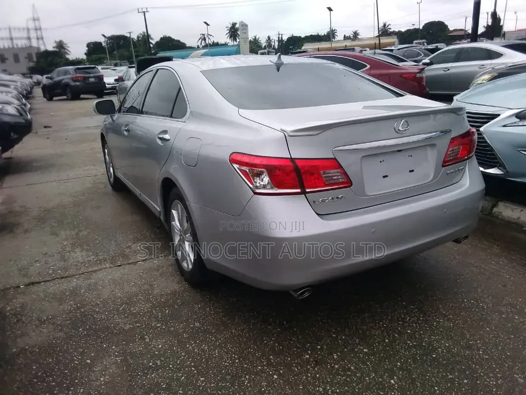 Lexus ES 2013 Silver
