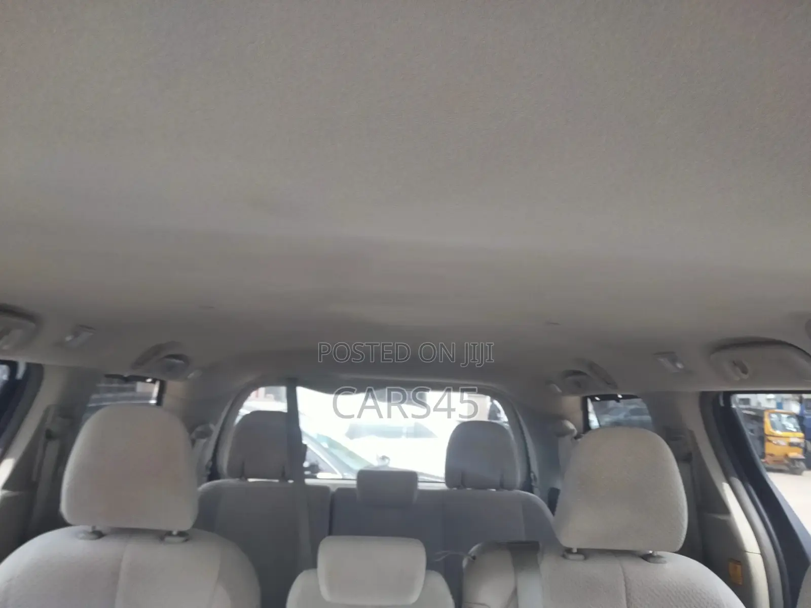Toyota Sienna 2012 White