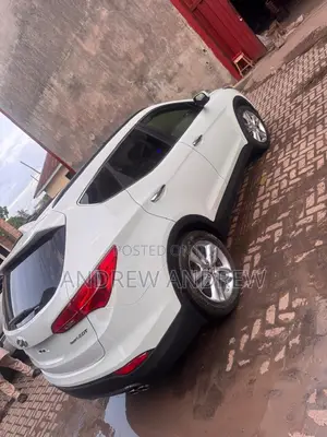 Hyundai Santa Fe 2017 White