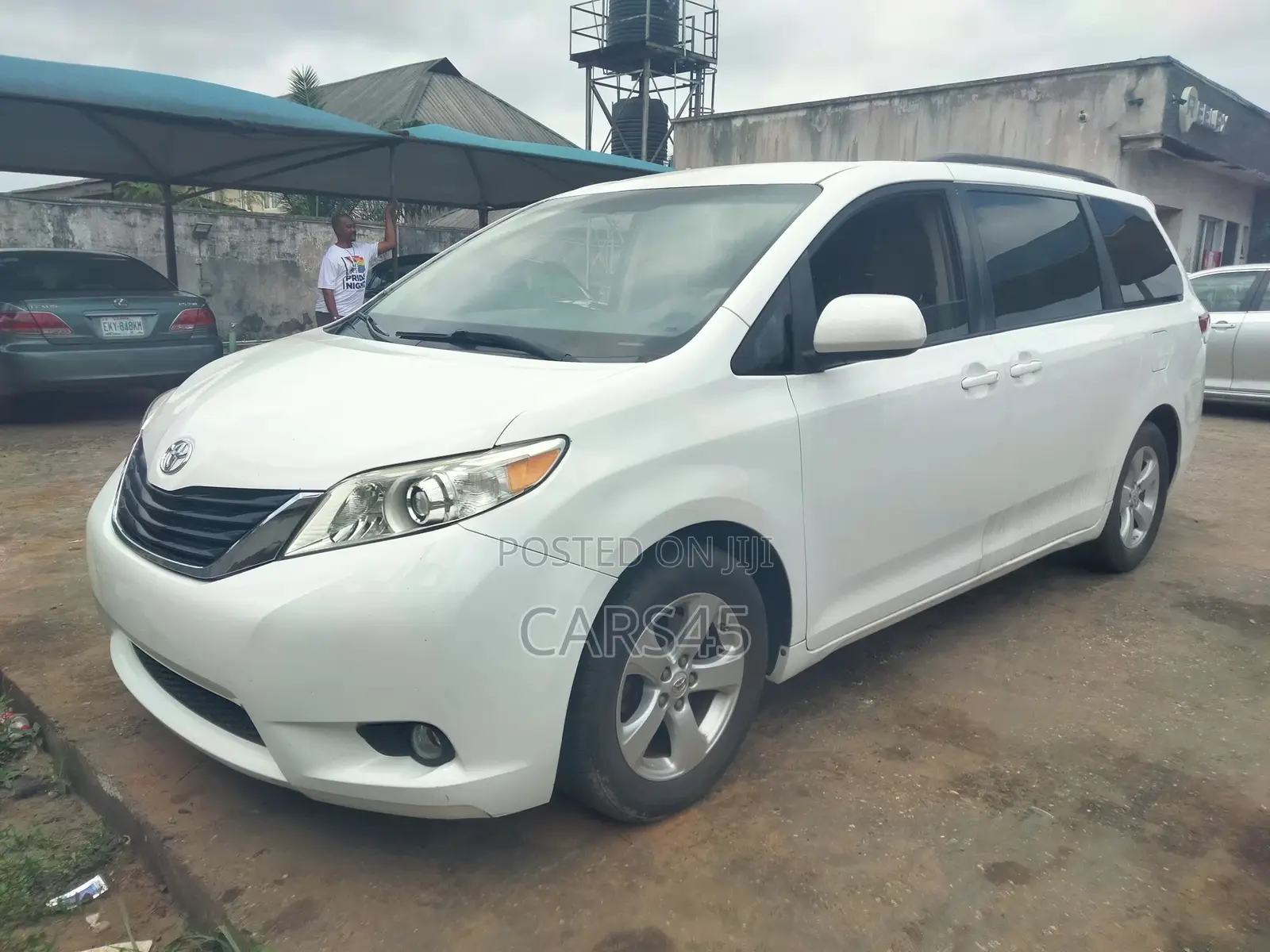 Toyota Sienna 2012 White
