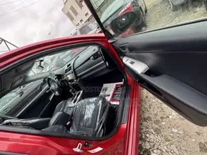 Toyota Camry SE 4dr Sedan (2.5L 4cyl 6A) 2012 Red