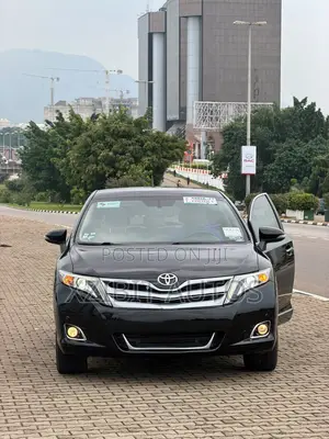 Toyota Venza XLE 4dr Wagon AWD (3.5L 6cyl 6A) 2014 Black