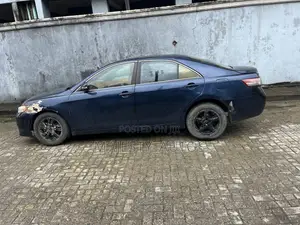Toyota Camry 2009 Blue