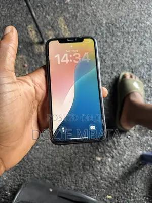 Apple iPhone 11 64 GB Gray