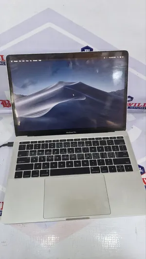 Laptop Apple MacBook Pro 2017 8GB Intel Core i5 SSD 256GB