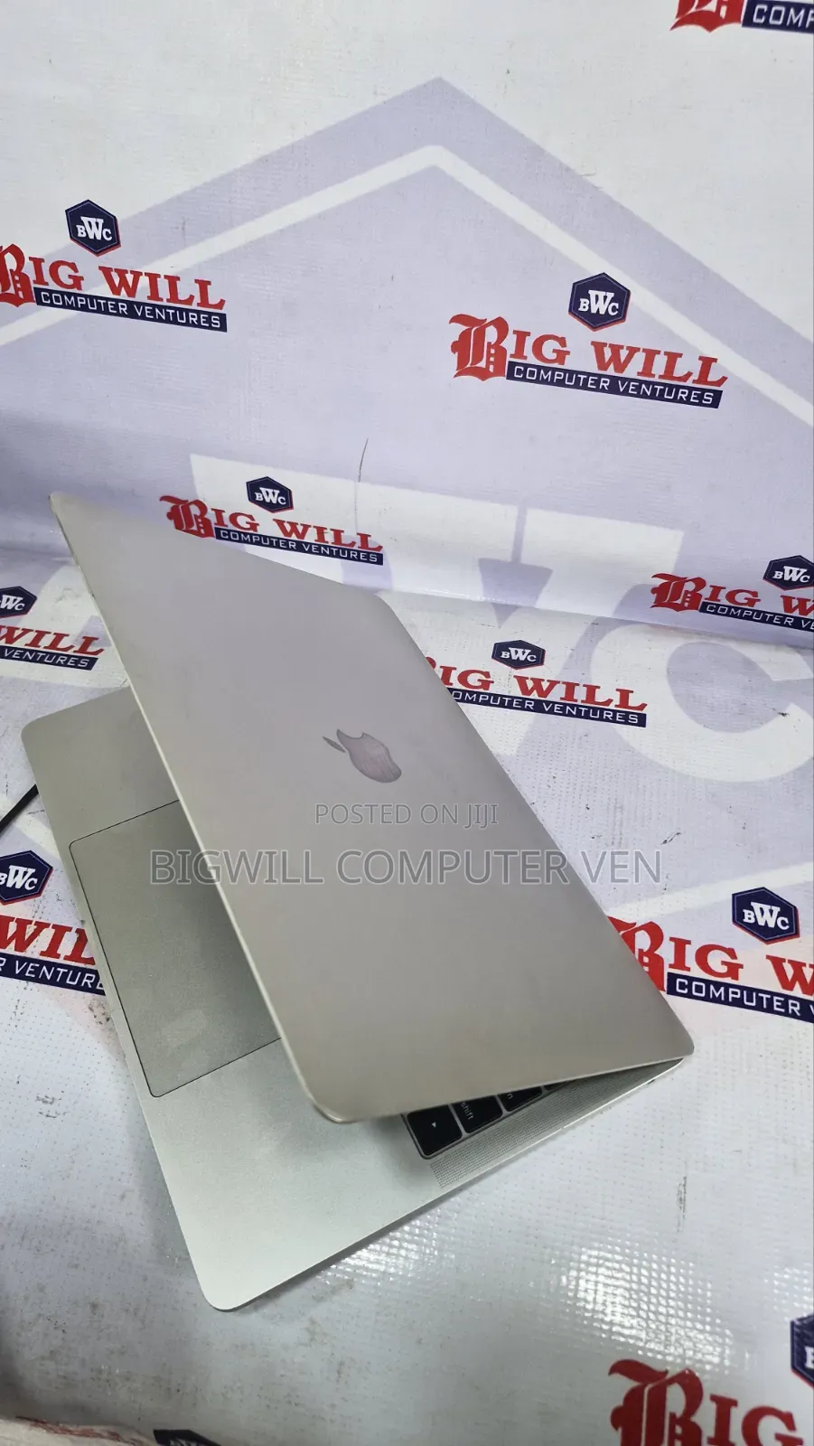 Laptop Apple MacBook Pro 2017 8GB Intel Core i5 SSD 256GB