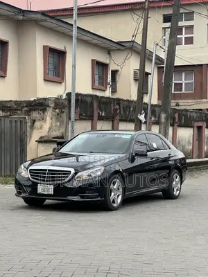 Mercedes-Benz E350 Base 4Matic Sedan AWD (3.5L 6cyl 7A) 2015 Black