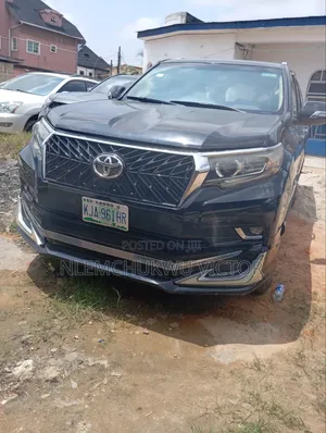Toyota Land Cruiser Prado 2015 Black
