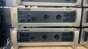Yamaha Power Amplifier P7000s