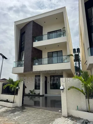 5bdrm Duplex in Lekki Expressway for sale