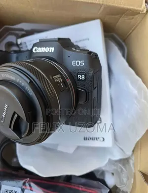Canon Eos R8 and Canon RF 50mm F1.8